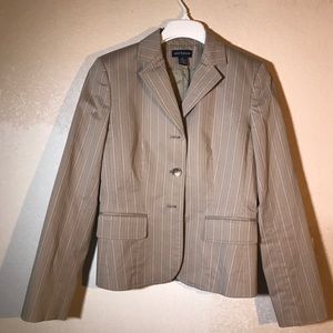 Ann Taylor size 2 blazer.. mint condition